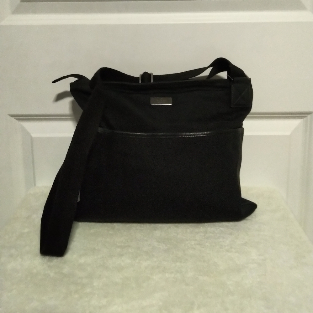 Authentic Gucci Black Crossbody Purse
